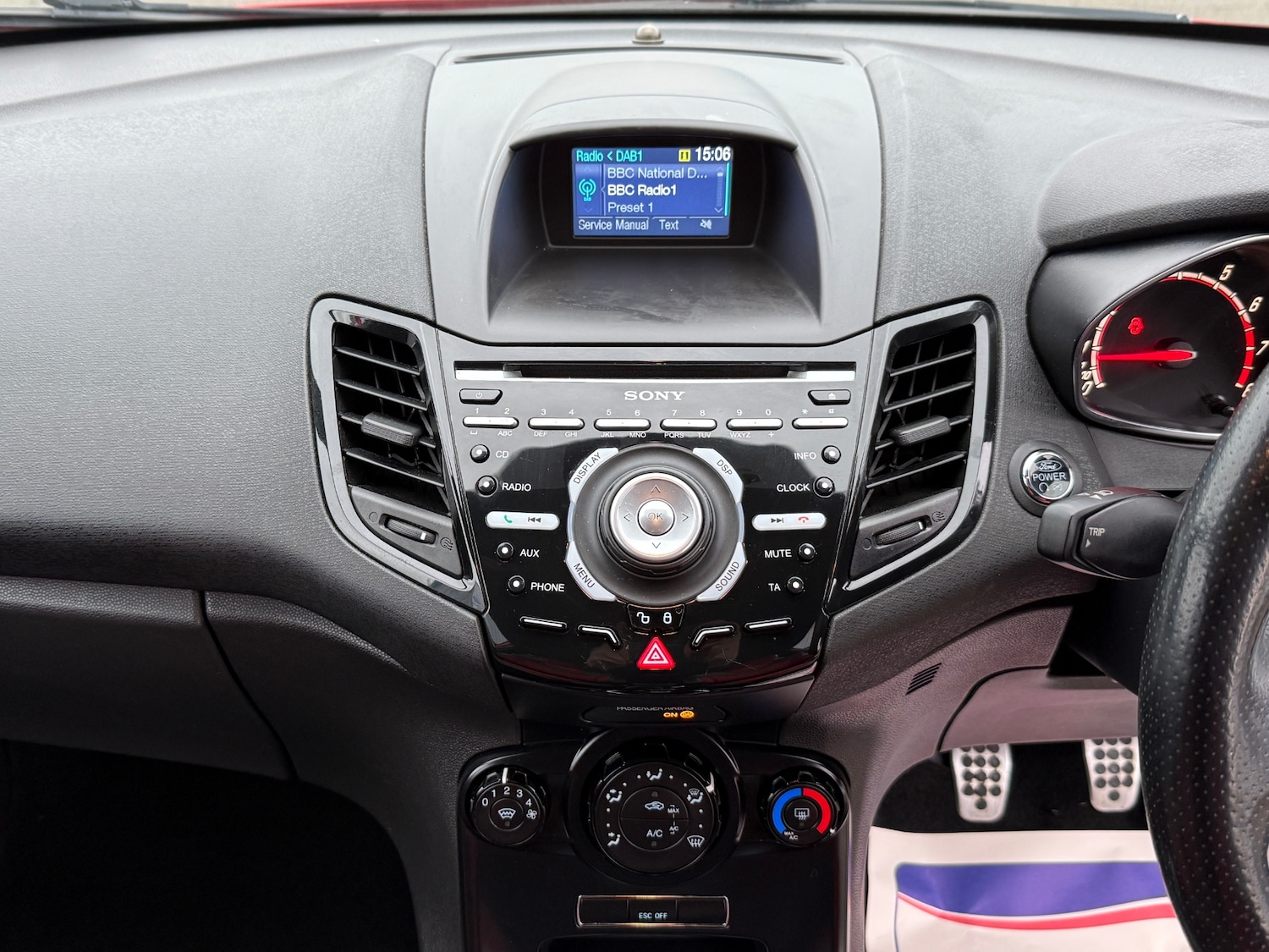 Used Ford Fiesta 2013 for sale - 76600073: Photo 12