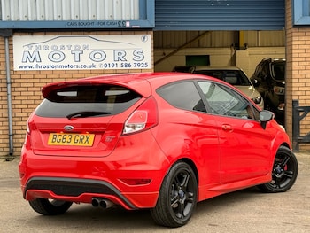 Used Ford Fiesta 2013 for sale - 76600073: Photo