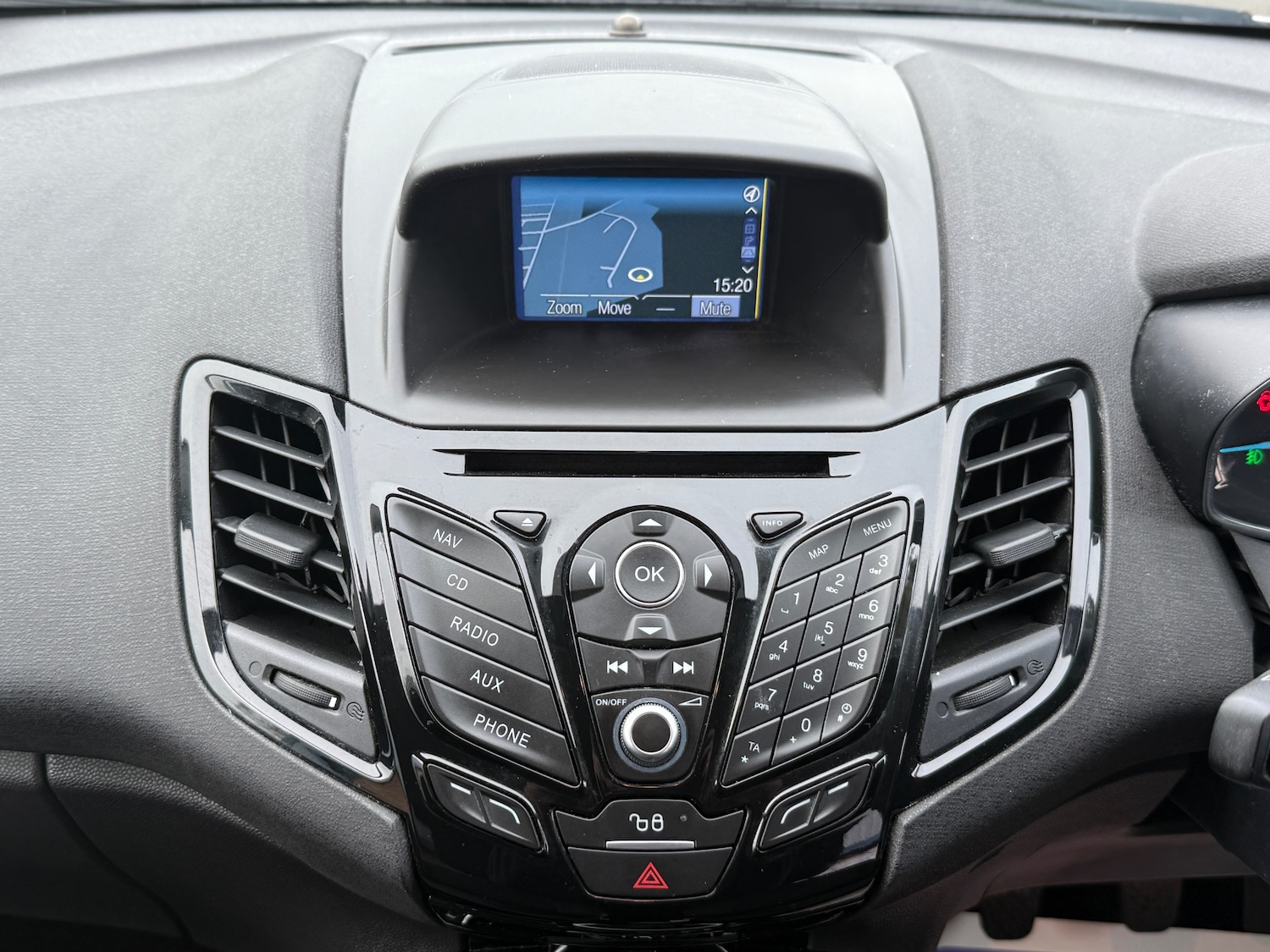 Used Ford Fiesta 2016 for sale - 76065294: Photo 12