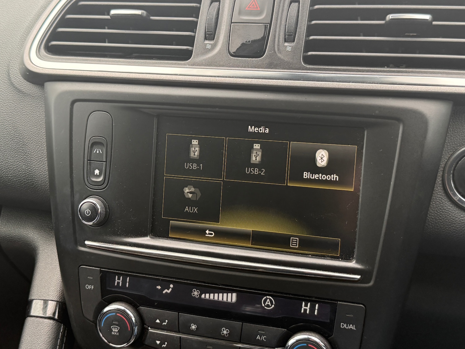 Used Renault Kadjar 2017 for sale - 77902599: Photo 14