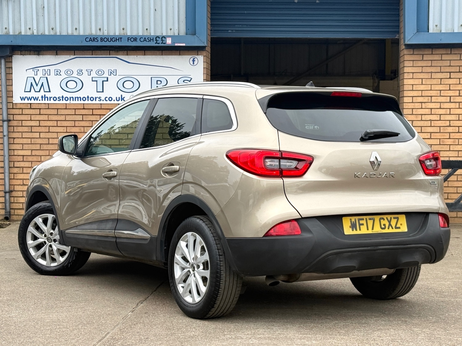 Used Renault Kadjar 2017 for sale - 77902599: Photo 3
