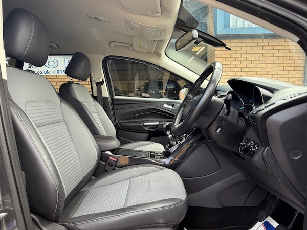 Used Ford Kuga 2016 for sale - 76128839: Photo 17