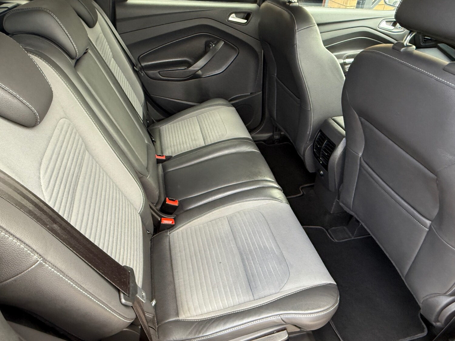 Used Ford Kuga 2016 for sale - 76128839: Photo 19