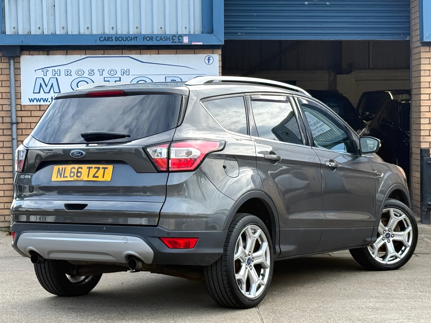 Used Ford Kuga 2016 for sale - 76128839: Photo 4