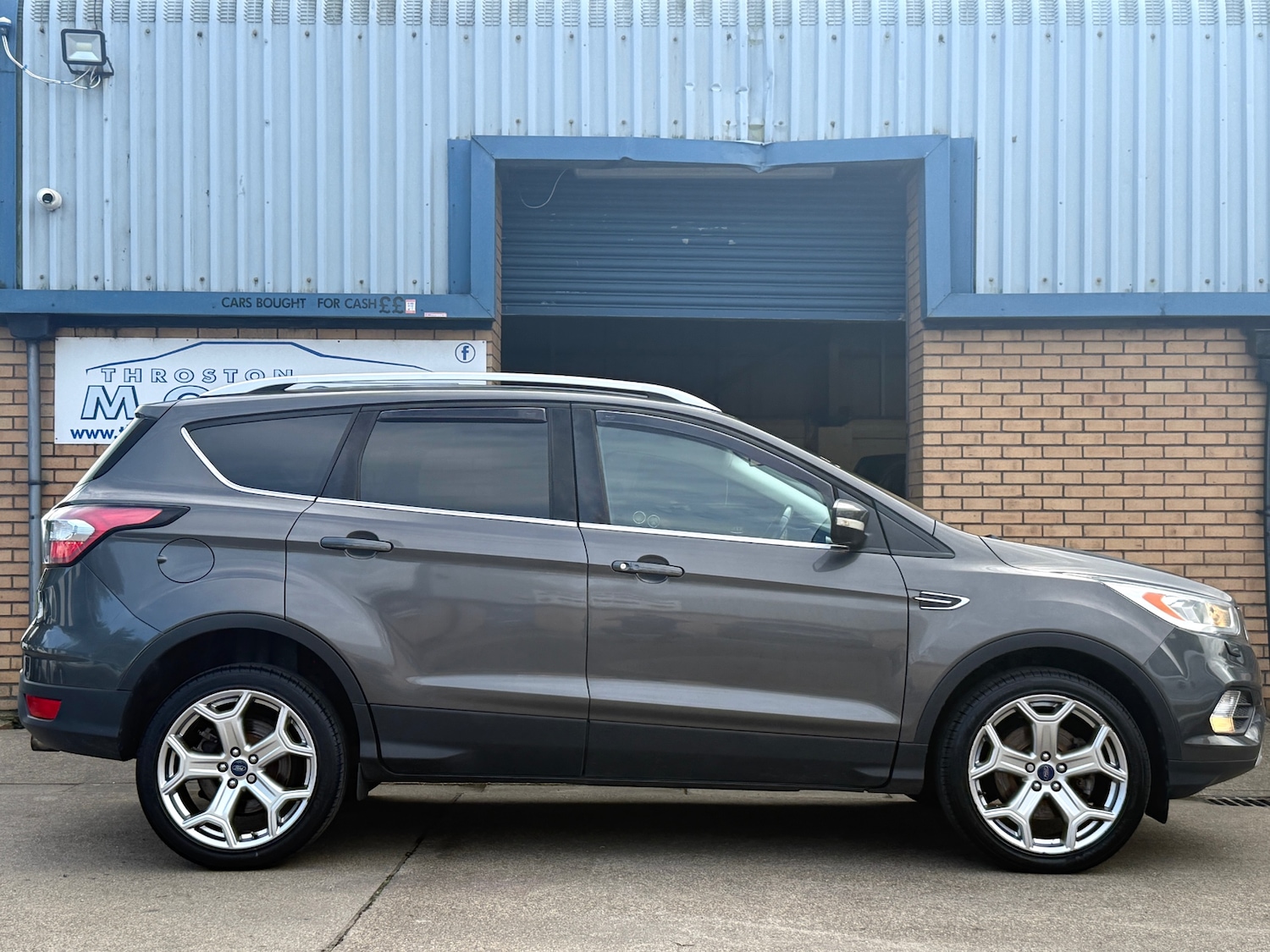 Used Ford Kuga 2016 for sale - 76128839: Photo 6