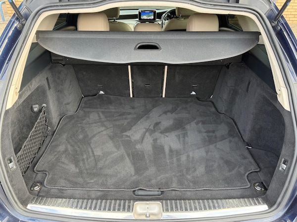 Used Mercedes-Benz C-Class 2014 for sale - 75471861: Photo 20
