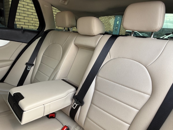 Used Mercedes-Benz C-Class 2014 for sale - 75471861: Photo 28
