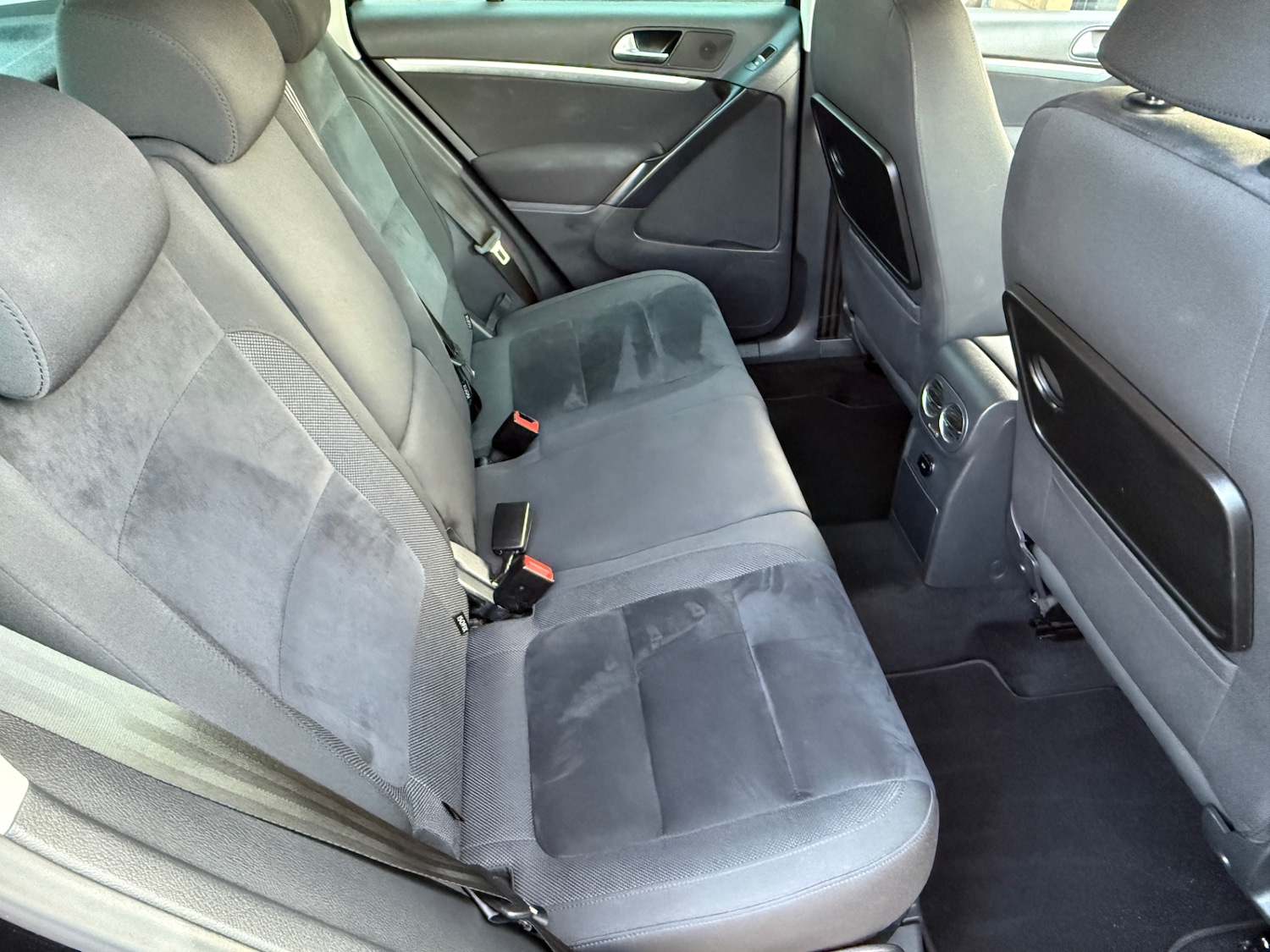 Used Volkswagen Tiguan 2014 for sale - 76881667: Photo 19