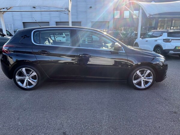 Used Peugeot 308 2020 for sale - 76219357: Photo 6