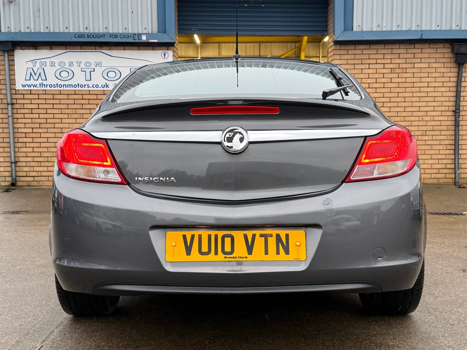 Used Vauxhall Insignia 2010 for sale - 77337707: Photo 8
