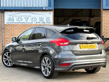 Used Ford Focus 2017 for sale - 76218744: Photo 3