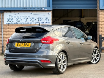 Used Ford Focus 2017 for sale - 76218744: Photo 4
