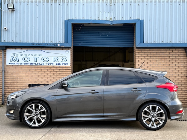 Used Ford Focus 2017 for sale - 76218744: Photo 5
