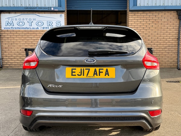 Used Ford Focus 2017 for sale - 76218744: Photo 9