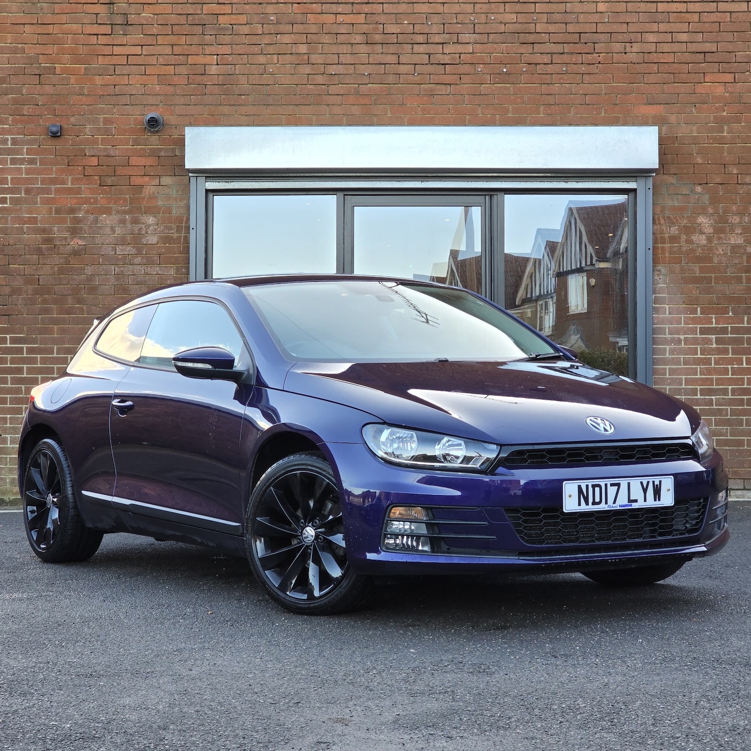 Used Volkswagen Scirocco 2017 for sale - 76946854: Photo 1