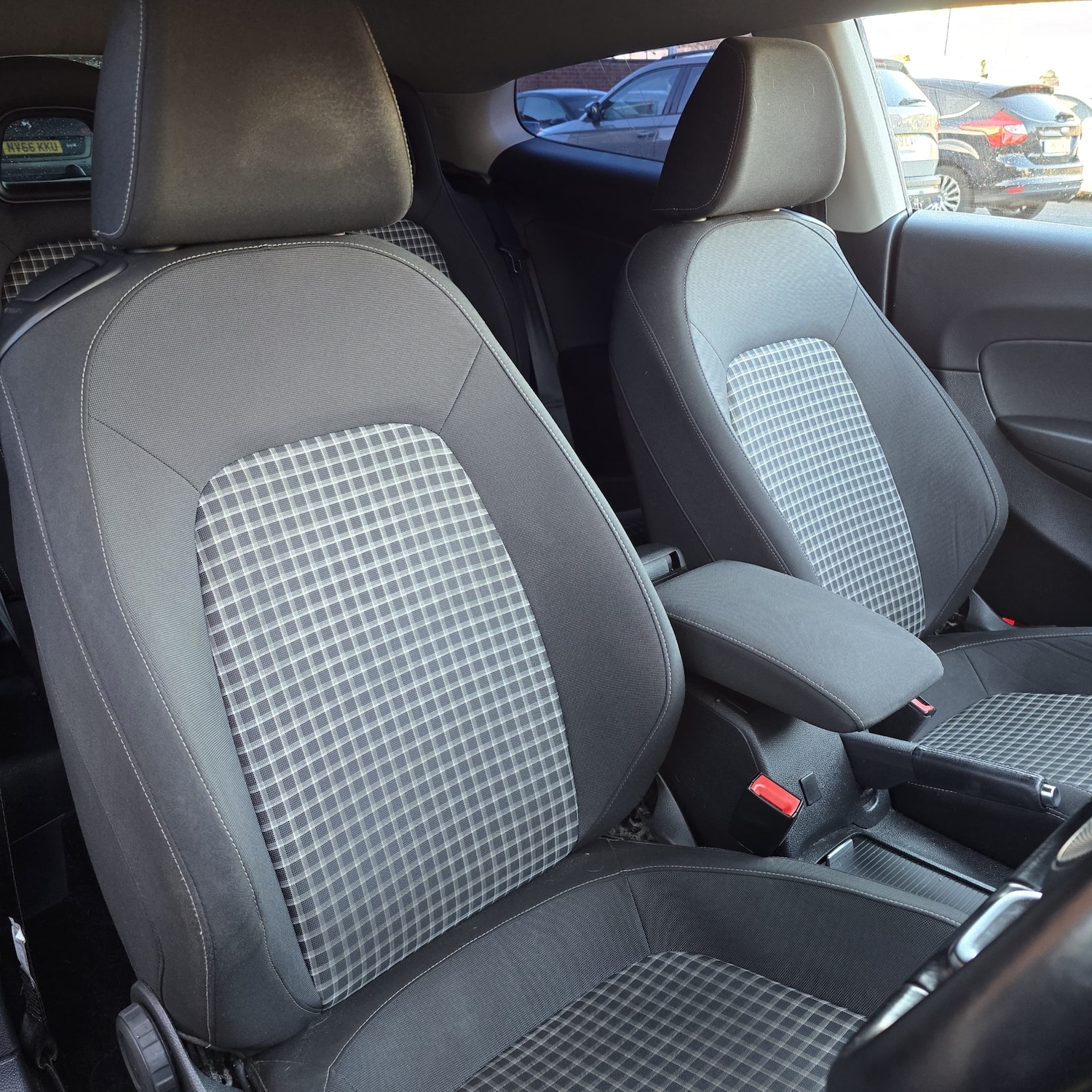 Used Volkswagen Scirocco 2017 for sale - 76946854: Photo 14