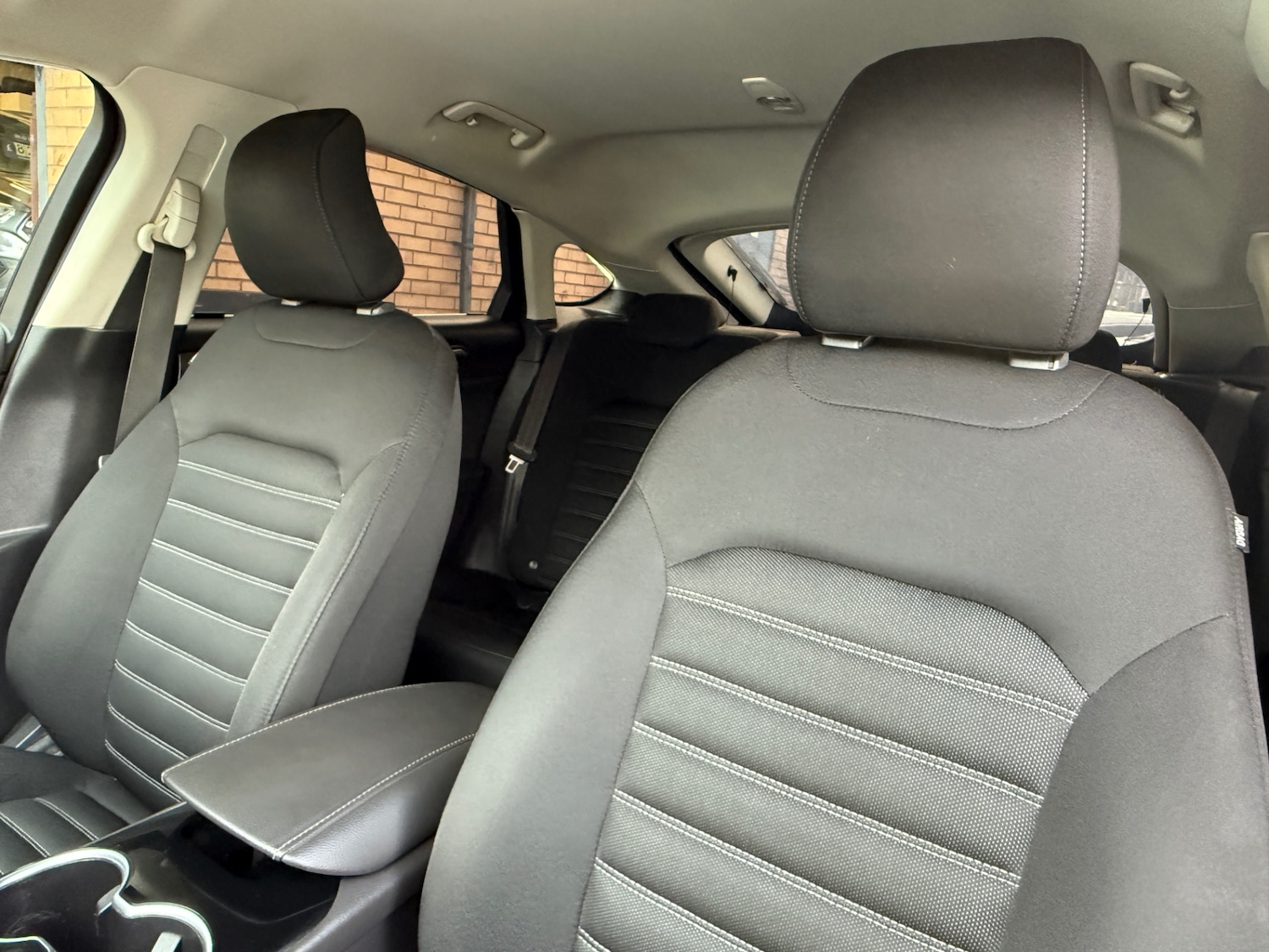 Used Ford Mondeo 2016 for sale - 76565404: Photo 27