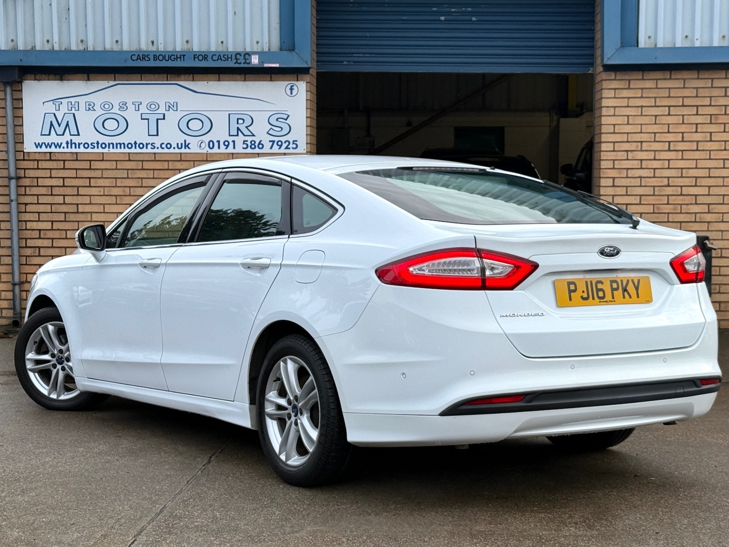 Used Ford Mondeo 2016 for sale - 76565404: Photo 3