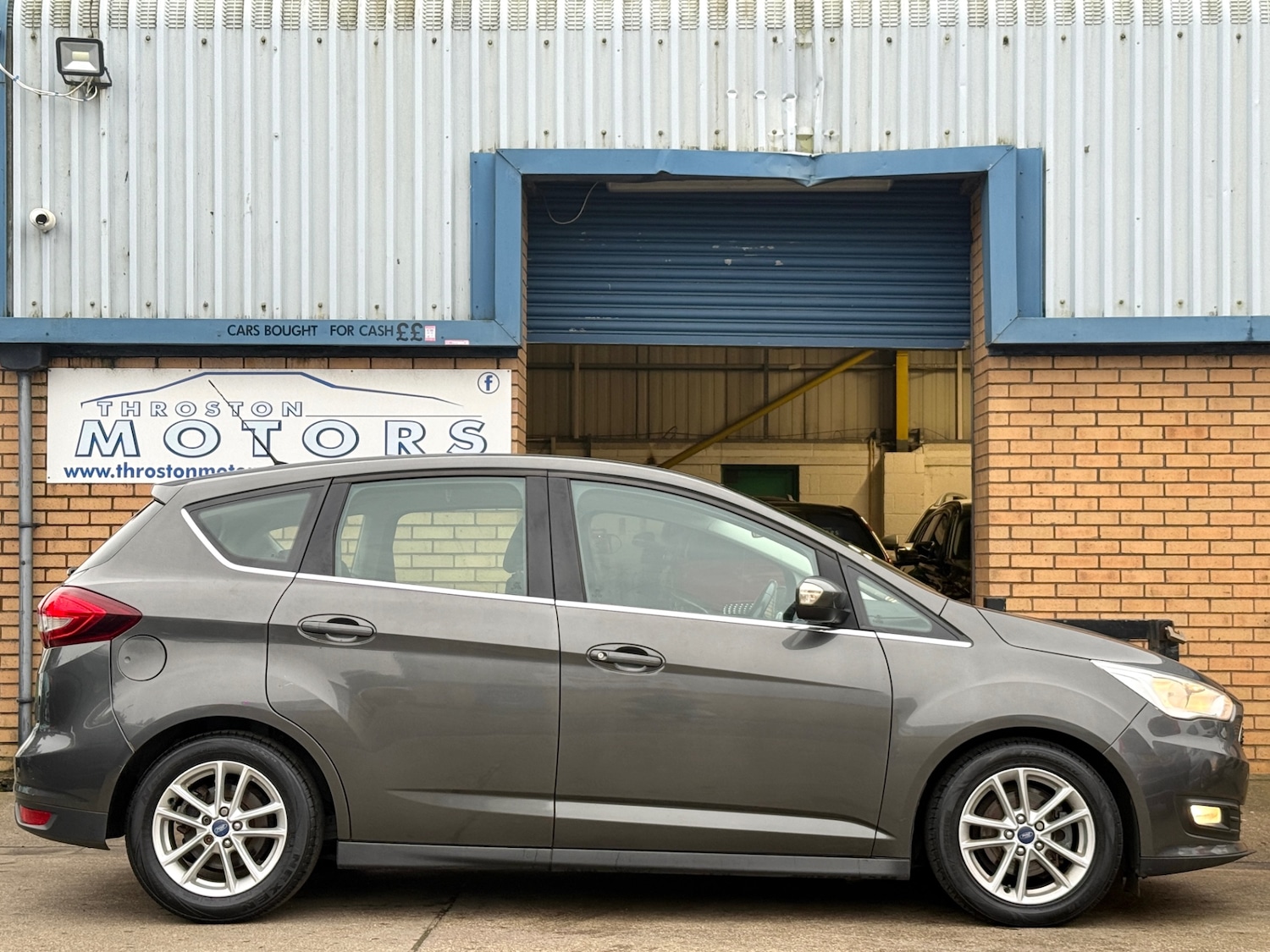 Used Ford C-Max 2017 for sale - 77258621: Photo 6