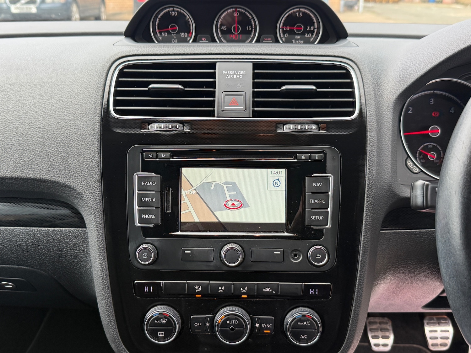 Used Volkswagen Scirocco 2014 for sale - 77619144: Photo 12