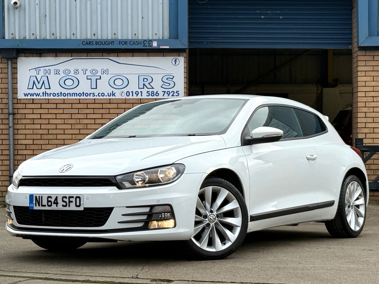 Used Volkswagen Scirocco 2014 for sale - 77619144: Photo 2