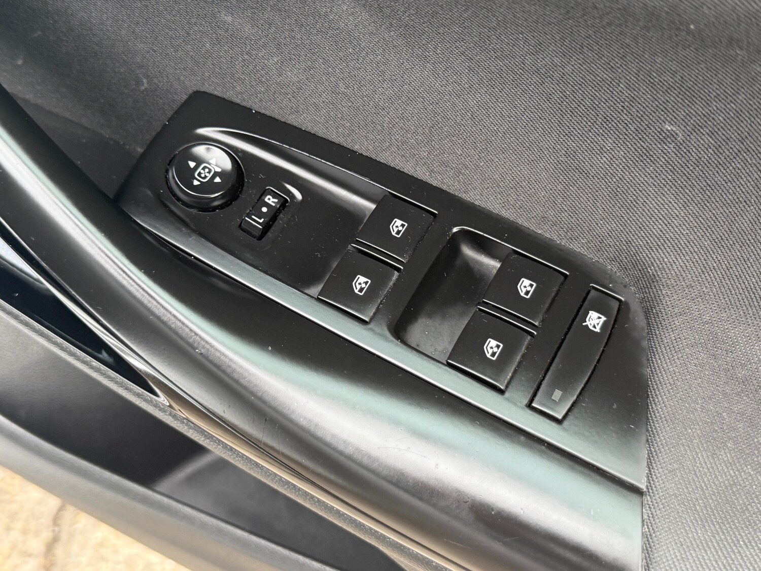 Vehicle 28