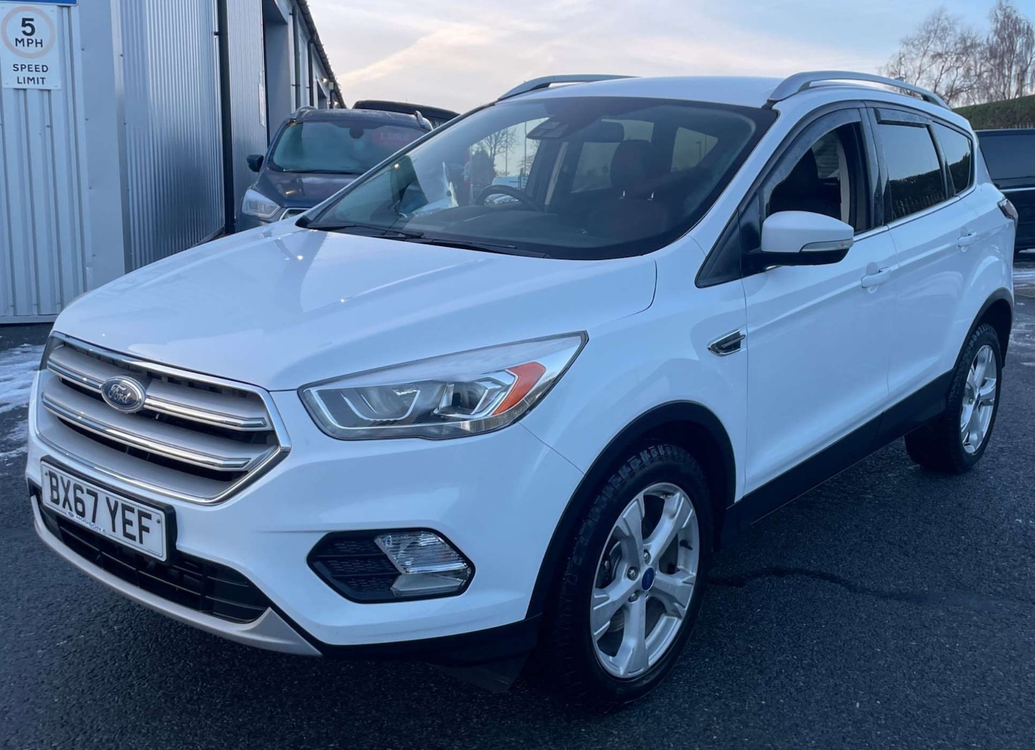 Used Ford Kuga 2017 for sale - 77434697: Photo 2