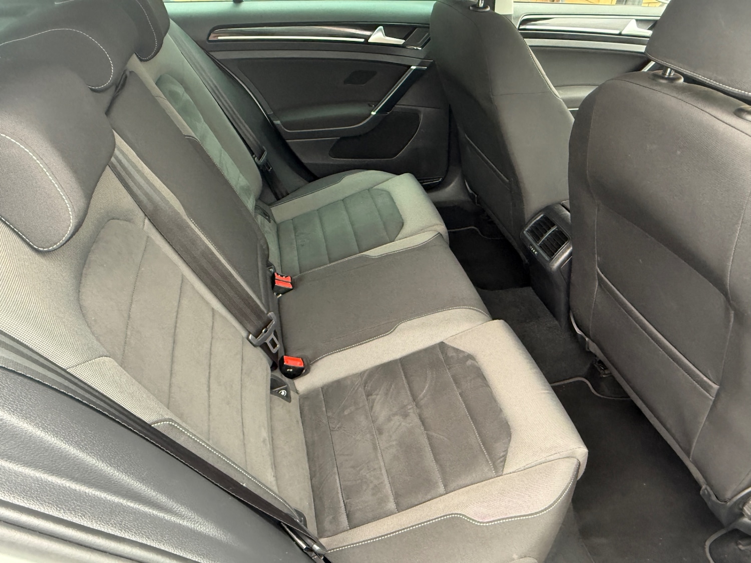 Used Volkswagen Golf 2019 for sale - 78000369: Photo 19