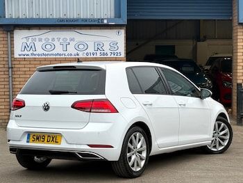 Used Volkswagen Golf 2019 for sale - 78000369: Photo