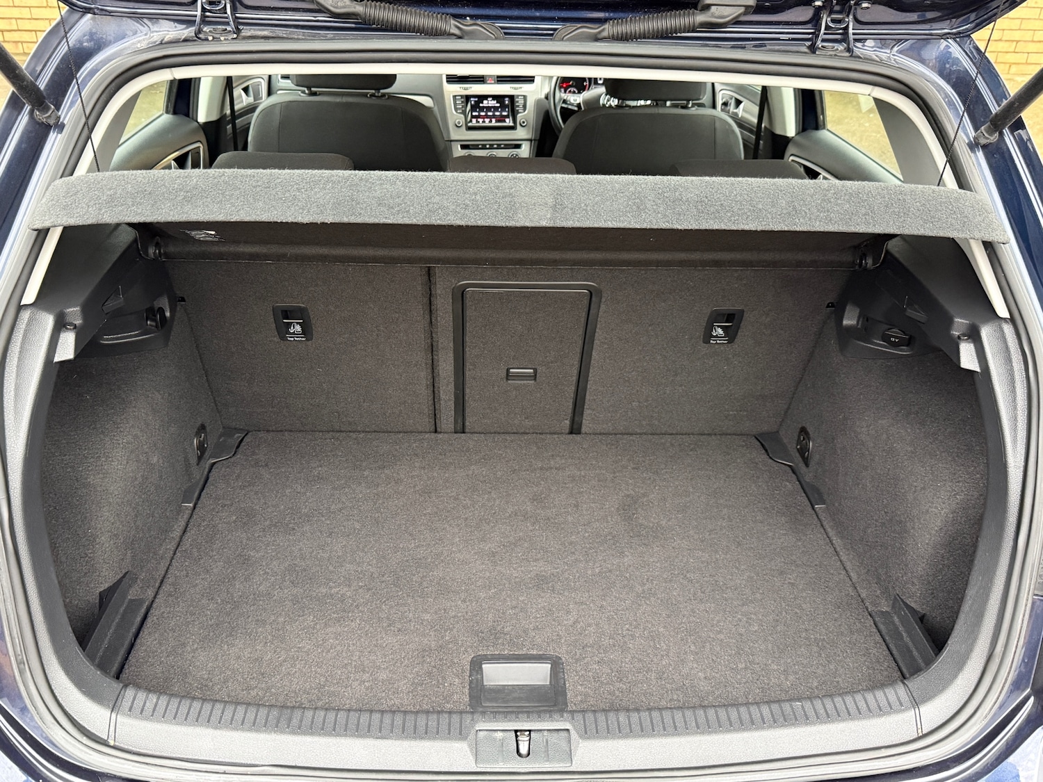 Used Volkswagen Golf 2014 for sale - 77299612: Photo 28