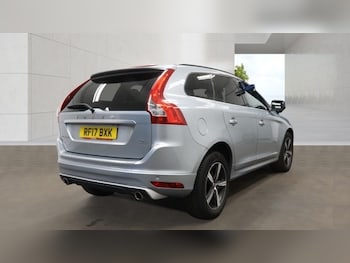 Used Volvo XC60 2017 for sale - 79162128: Photo