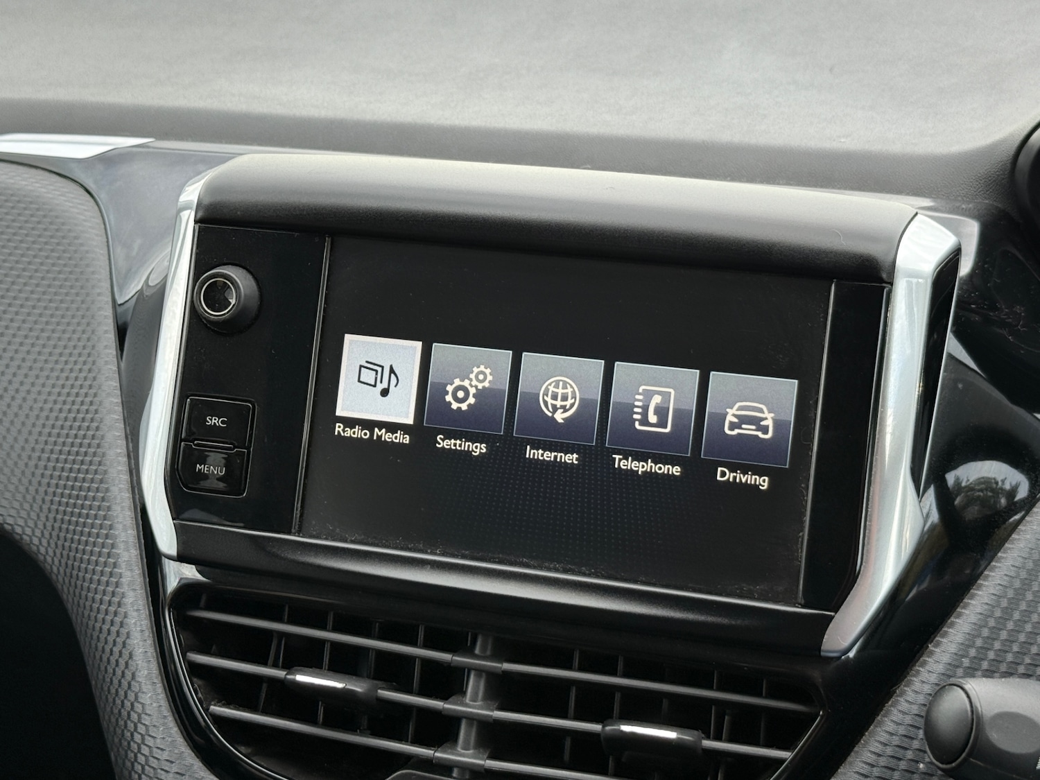 Used Peugeot 2008 2015 for sale - 76193820: Photo 14