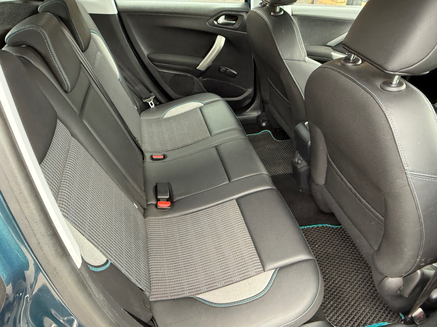 Used Peugeot 2008 2015 for sale - 76193820: Photo 19