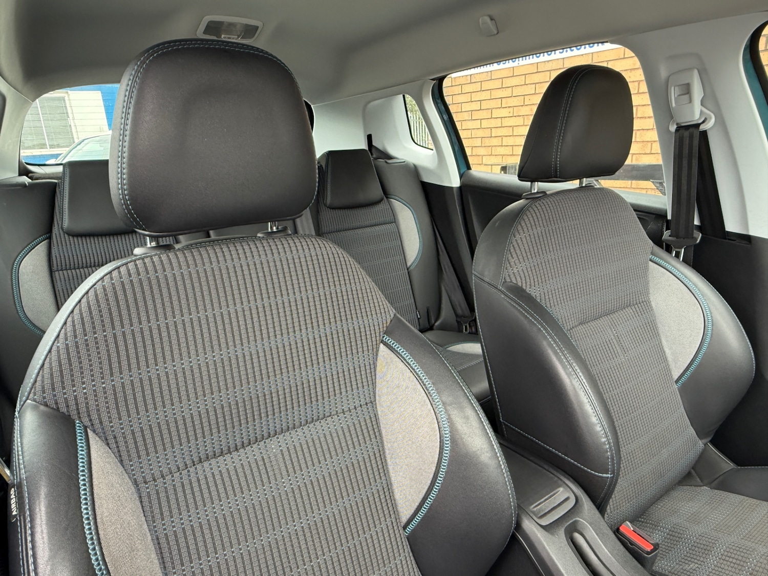 Used Peugeot 2008 2015 for sale - 76193820: Photo 25