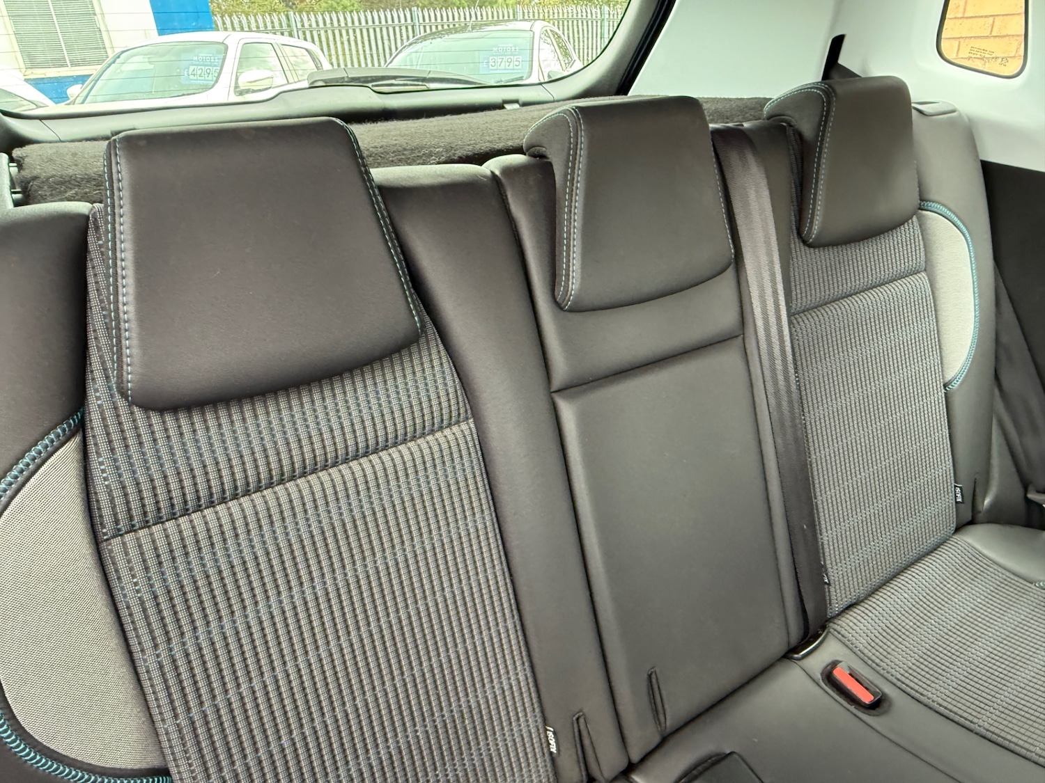 Used Peugeot 2008 2015 for sale - 76193820: Photo 26