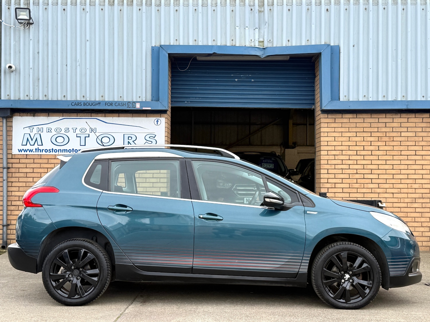 Used Peugeot 2008 2015 for sale - 76193820: Photo 6
