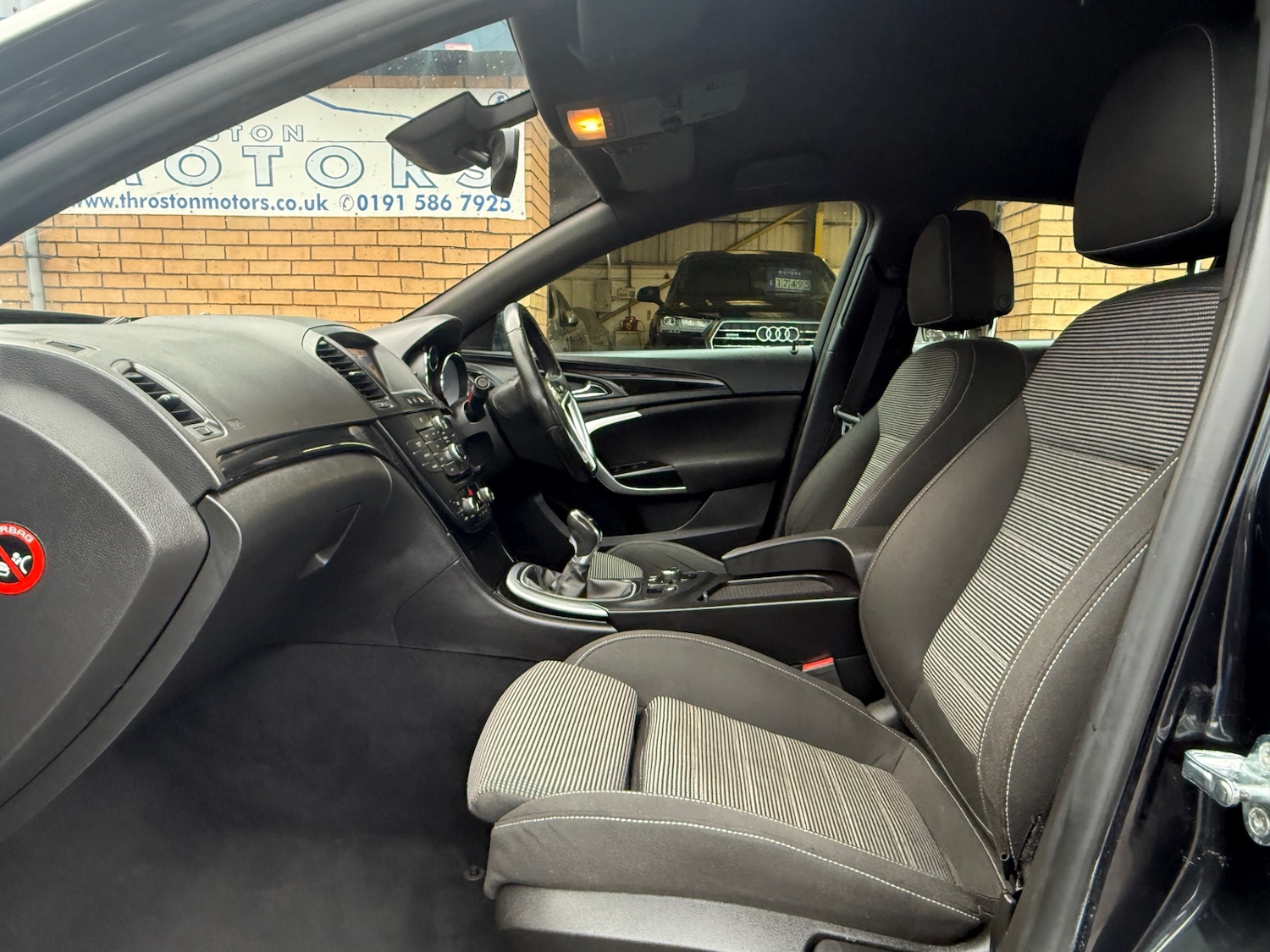 Used Vauxhall Insignia 2011 for sale - 76921961: Photo 15