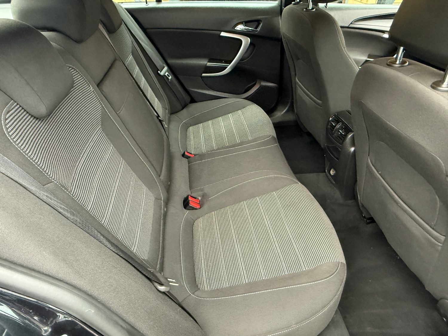 Used Vauxhall Insignia 2011 for sale - 76921961: Photo 19