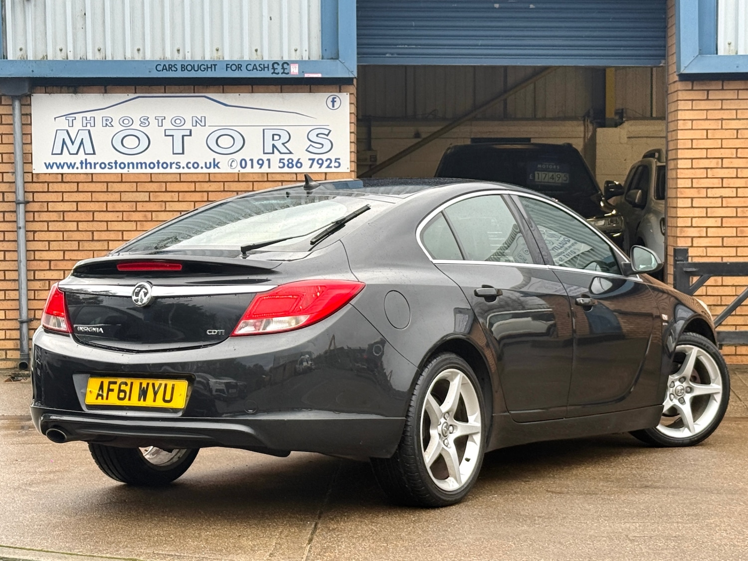 Used Vauxhall Insignia 2011 for sale - 76921961: Photo 4