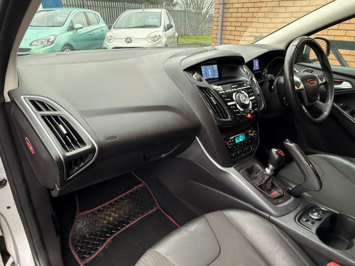 Used Ford Focus 2011 for sale - 77326382: Photo 15