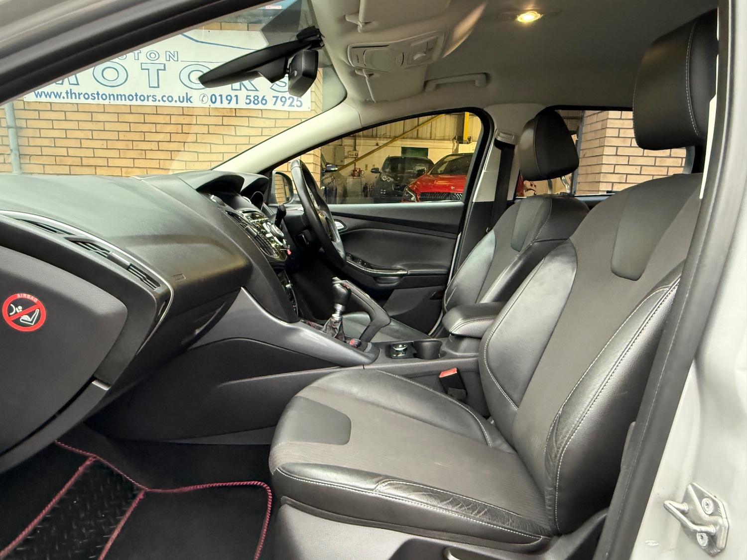 Used Ford Focus 2011 for sale - 77326382: Photo 16