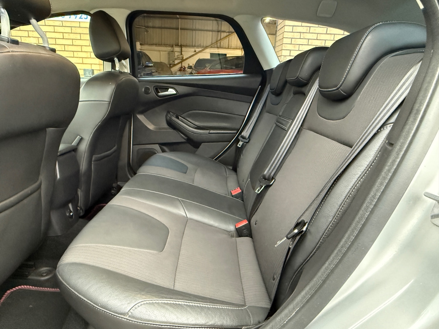 Used Ford Focus 2011 for sale - 77326382: Photo 18