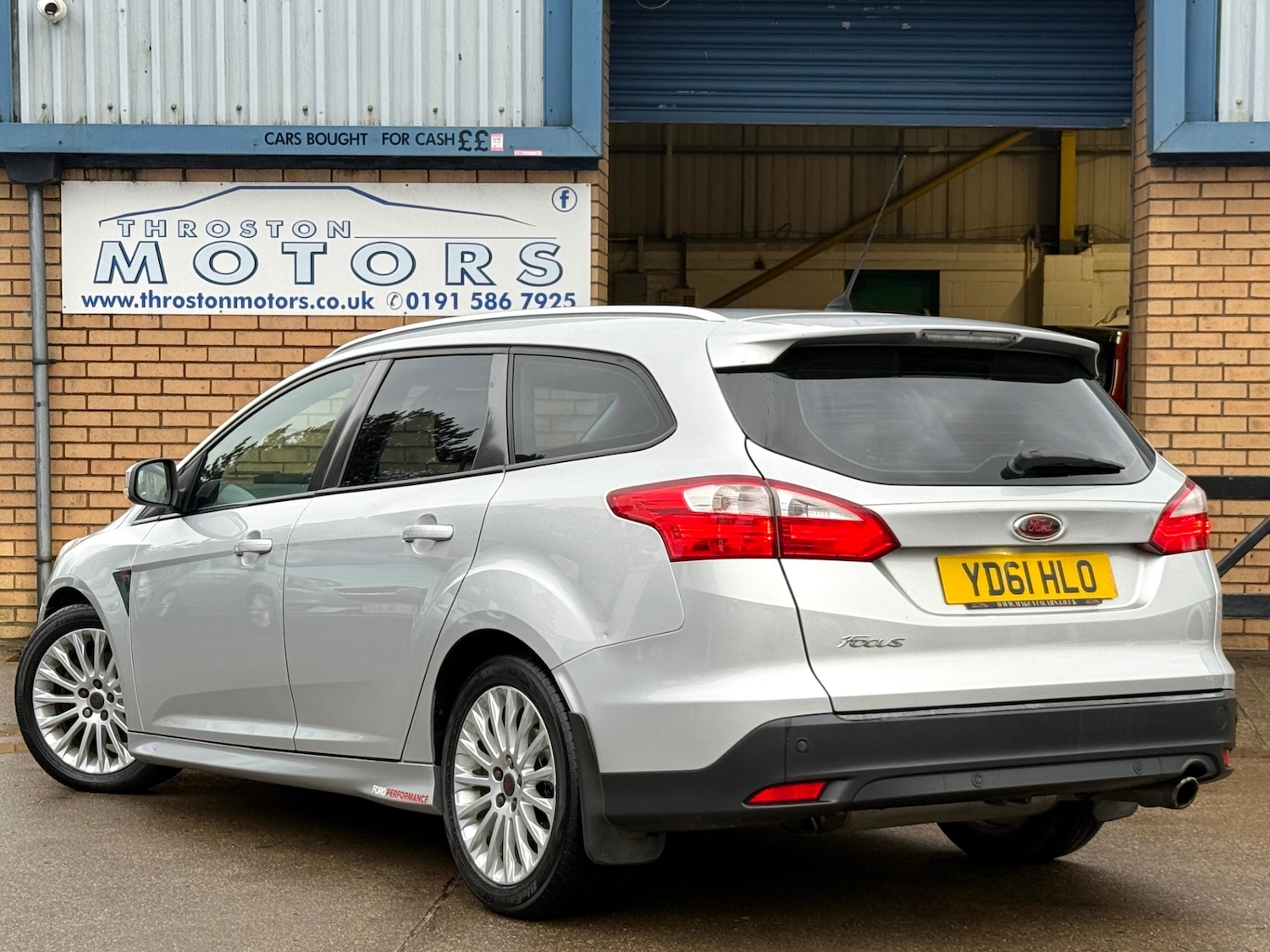 Used Ford Focus 2011 for sale - 77326382: Photo 3