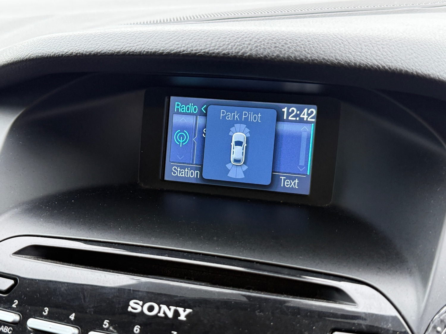 Used Ford Focus 2011 for sale - 77326382: Photo 32