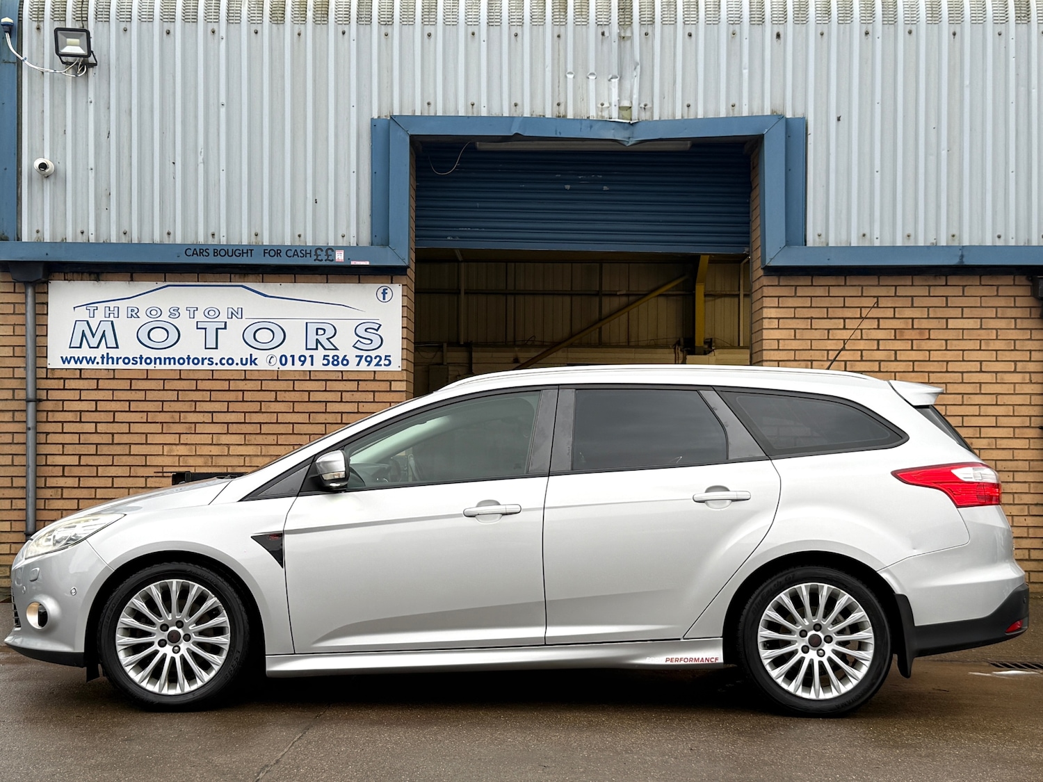 Used Ford Focus 2011 for sale - 77326382: Photo 5