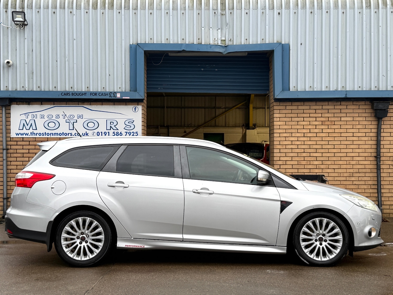 Used Ford Focus 2011 for sale - 77326382: Photo 6