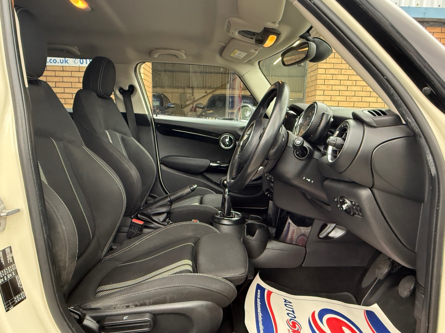 Used MINI Hatch 2017 for sale - 77602002: Photo 17