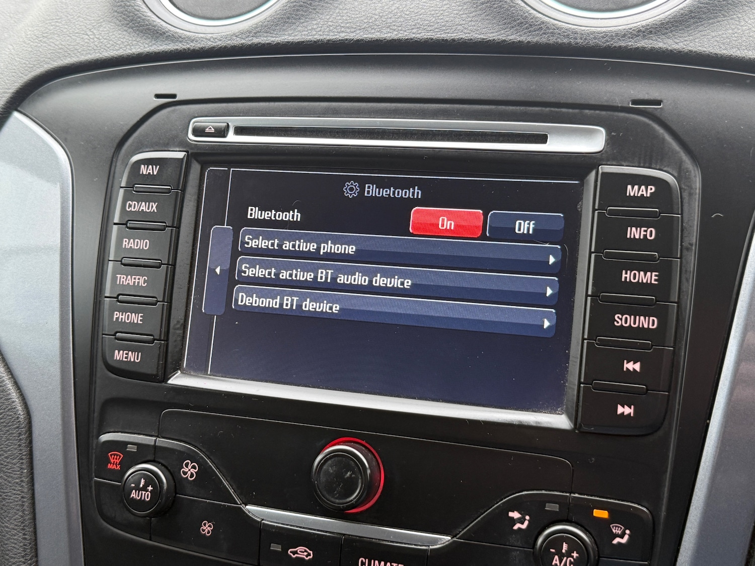 Used Ford Mondeo 2014 for sale - 77718005: Photo 31