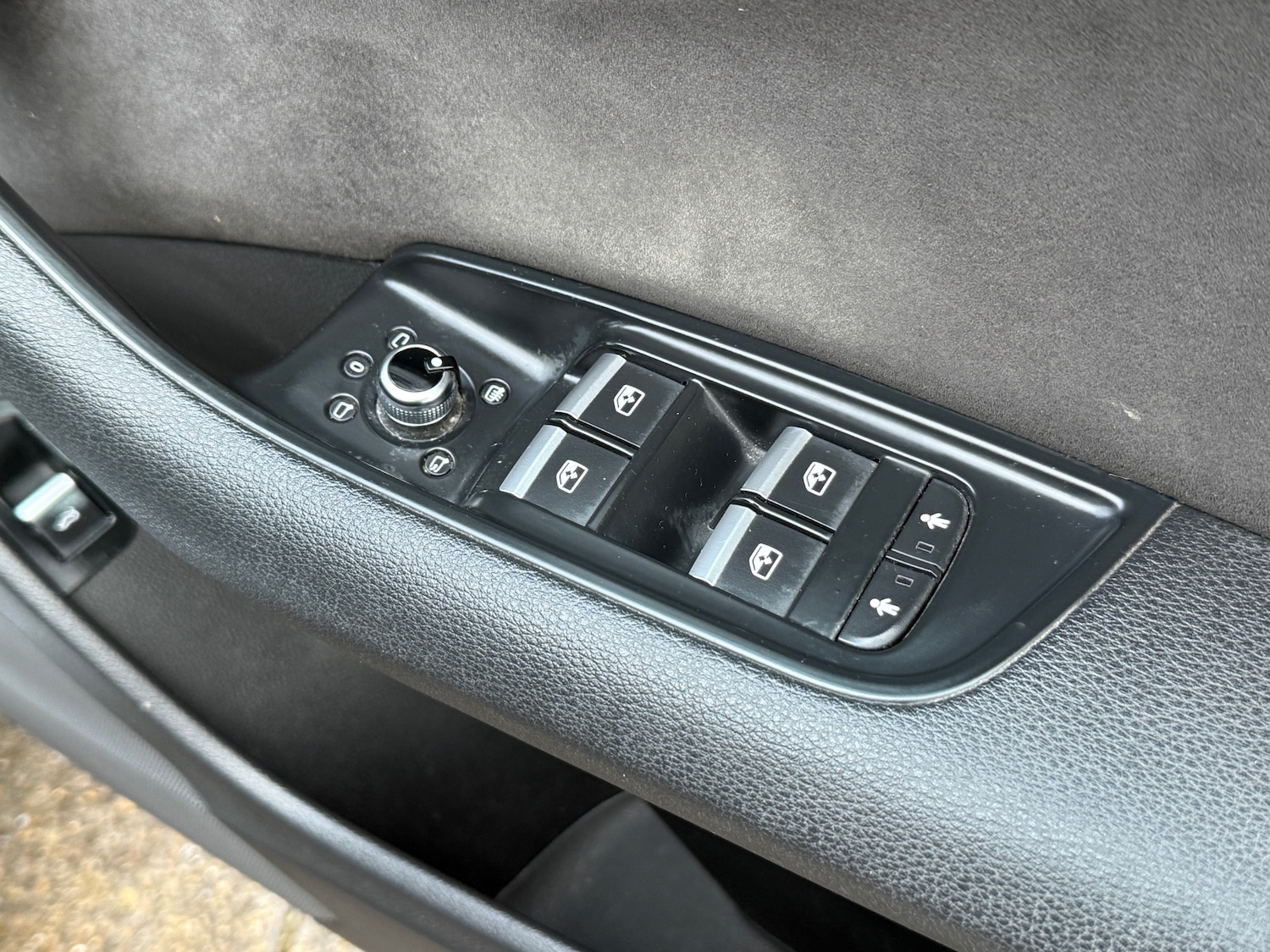 Used Audi Q7 2016 for sale - 76796593: Photo 36