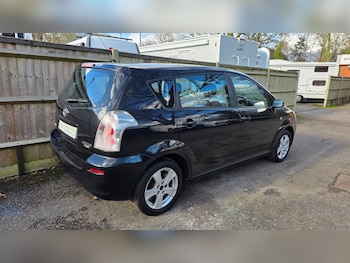 Used Toyota Corolla Verso undefined for sale - 77520434: Photo